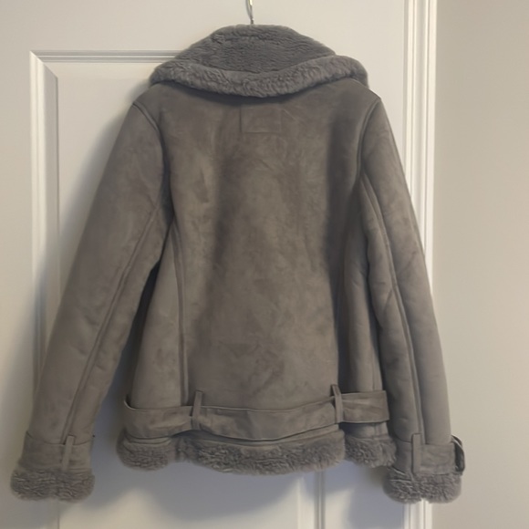 NWT Abercrombie Vegan Suede/Faux Sherpa Aviator Jacket (size small) - Picture 7 of 12